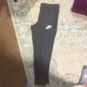 Cropped nike joggers